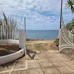 Sea Front With Beautiful Sunsets Semesterbostad Quartu SantʼElena